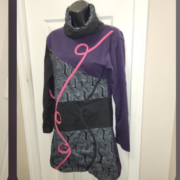 Leopards & Roses Abstract Dress - Picture 11 of 11